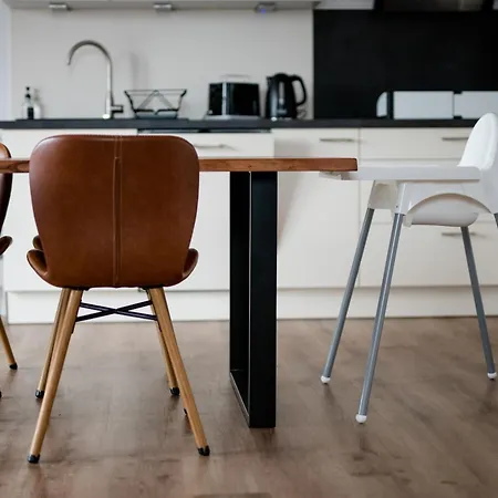 Quiet - 74qm - 2 Bedrooms - 3 Beds *