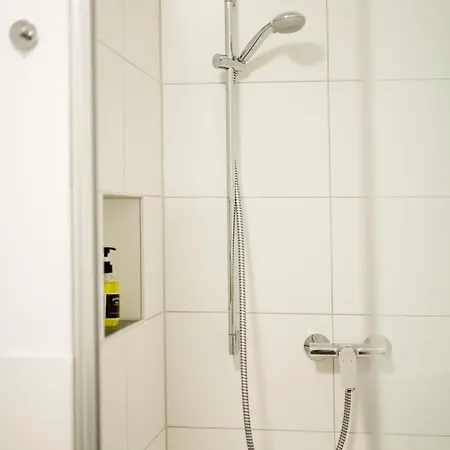 Quiet - 74qm - 2 Bedrooms - 3 Beds 公寓 *